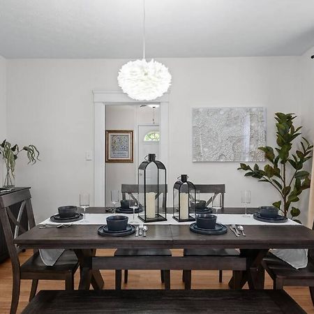 فيلا Charming Retreat In كليفلاند المظهر الخارجي الصورة